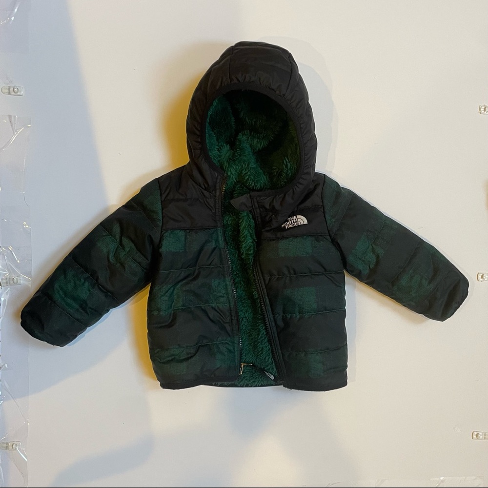 18 M Reversible North Face coat
